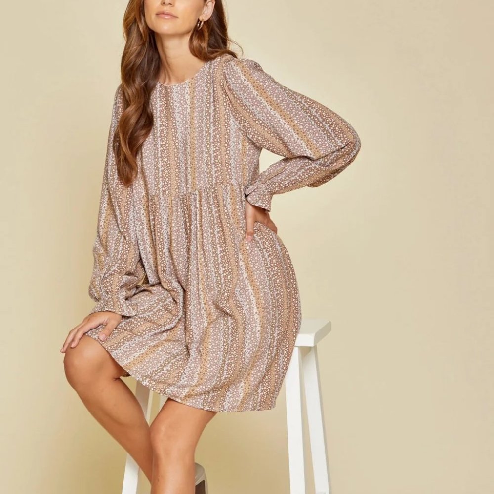 NWT Tan Floral Curvy Dress - Picture 2 of 11